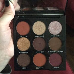 Eyeshadow pallet